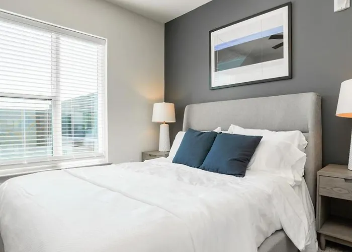 Landing Modern Apartment With Amazing Amenities