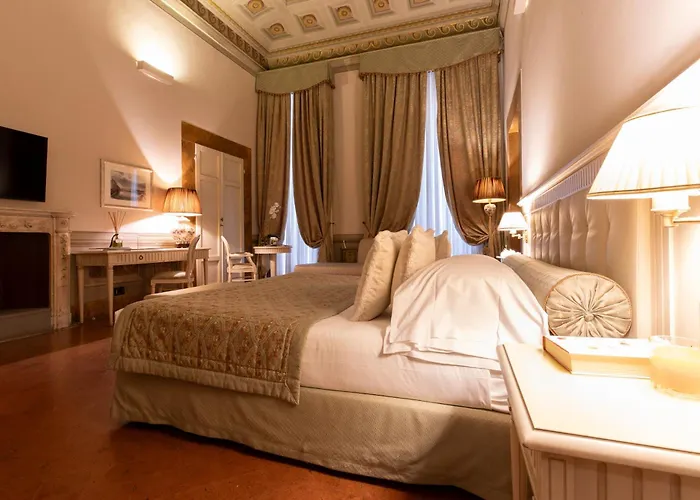 Cheap hotel: Palazzo Guicciardini