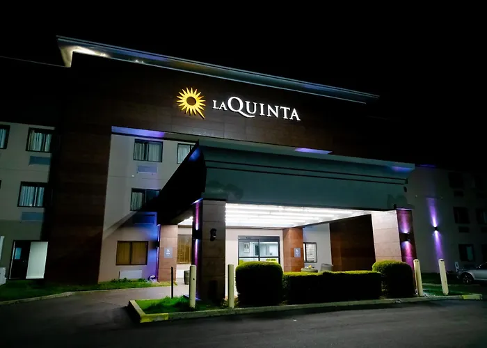 Cheap hotels La Quinta Inn Birmingham - Inverness
