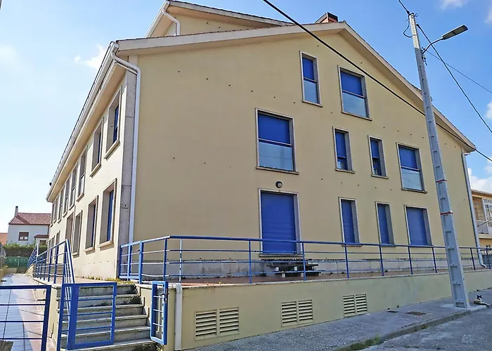 Apartamentos Aguino Ribeira 3000