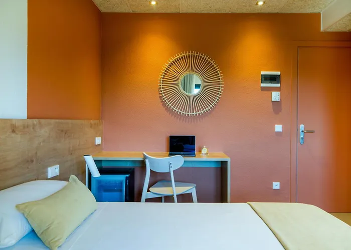  Hostal Barris