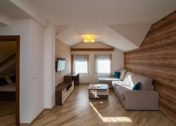 Vacation rental: Central Inn