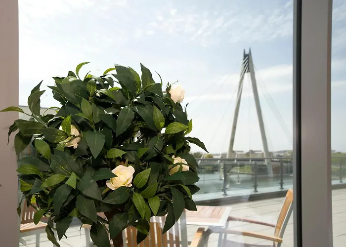 Golf hotels Waterfront Southport