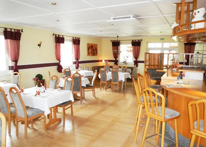 3-Sterne-Hotel: Kastanienhof Hotel Garni