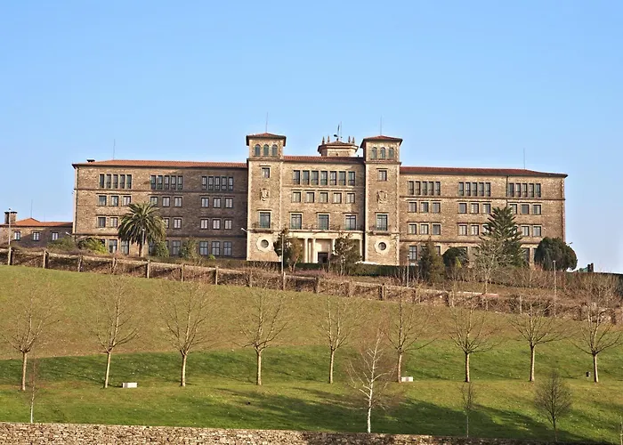Hotel vicino al College: Albergue Seminario Menor