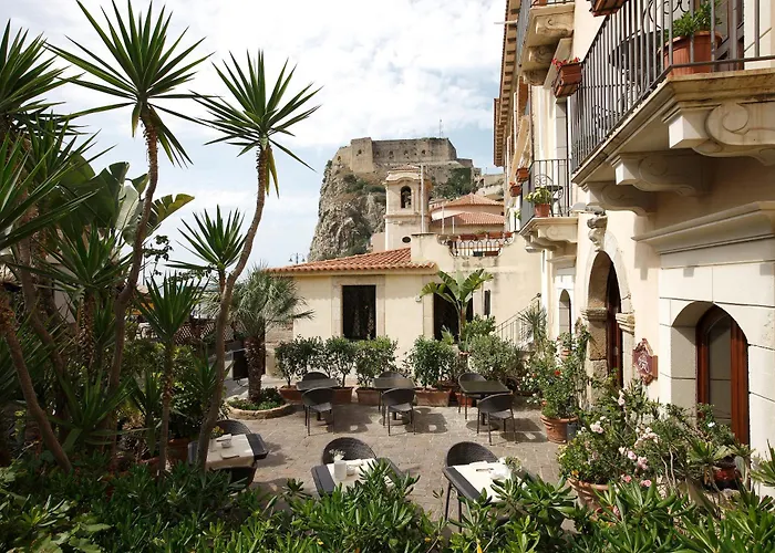 Hotel boutique: Hotel Palazzo Krataiis
