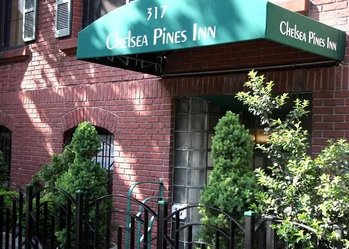  Chelsea Pines Inn