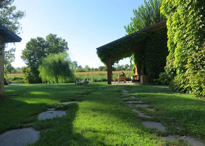 Hotel: La Finestra Sul Fiume