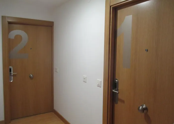 Hotel cerca del colegio: Apartamentos Grosen