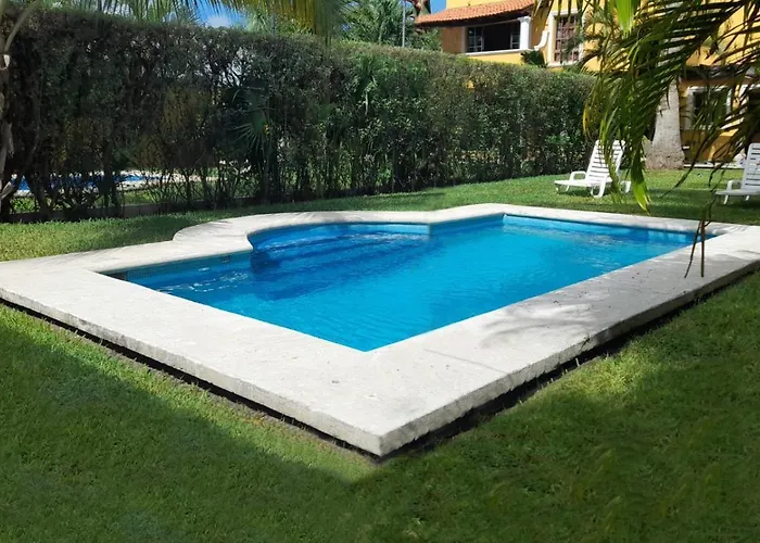  La Maison Bleue