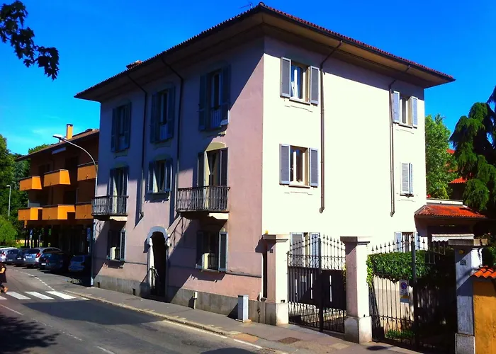 B&B La Gare Fiera 11 Mins By Train