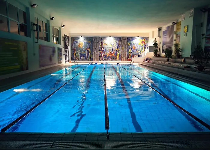 Lh &Spa