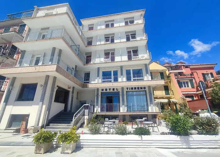 Hotel Tirreno