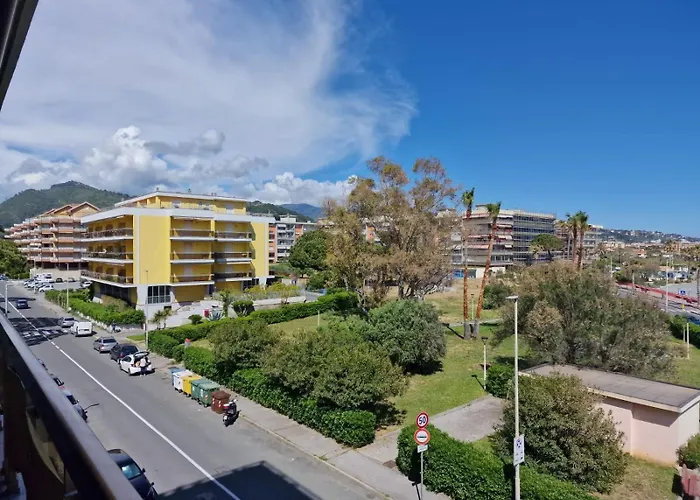 Laguna Blu