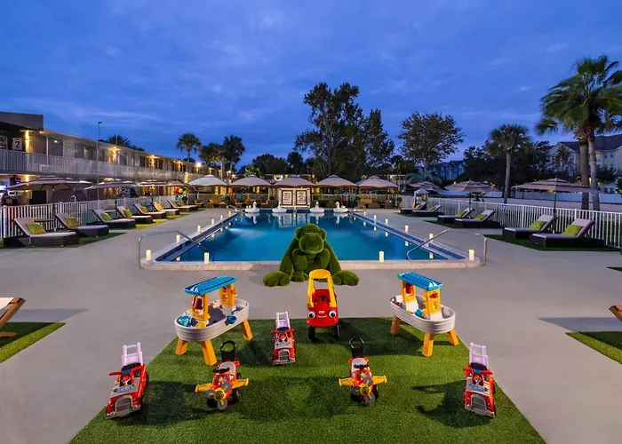  Magic Moment Resort & Kids Club, Dazzler Select By Wyndham