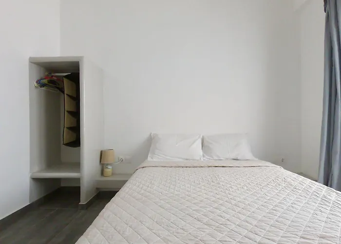 Anny Studios & Rooms Perissa Beach