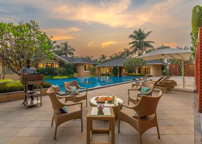 Lodge: Stayvista At Amara Villa Luxury Collection With Private Pool & Gazebo