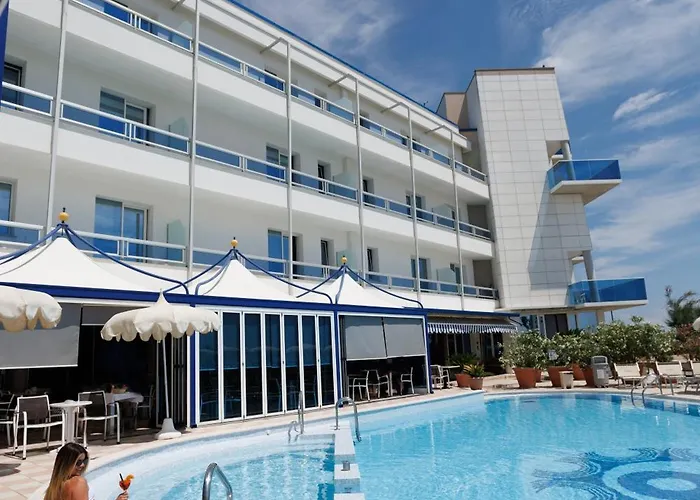 Hotel con golf: Hotel Panoramic
