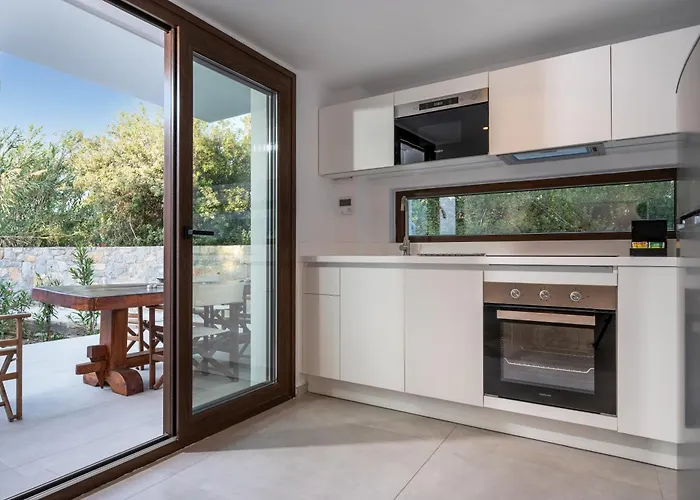 Mika Villas & Suites