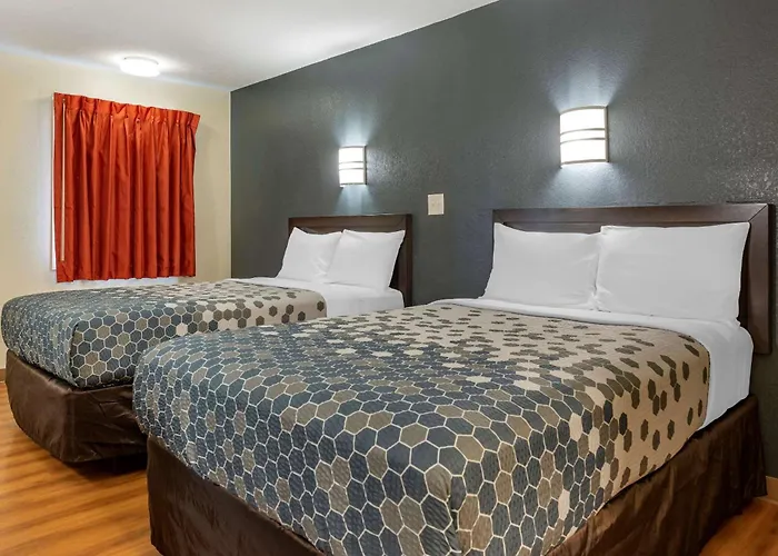 Quality Inn & Suites Columbus West