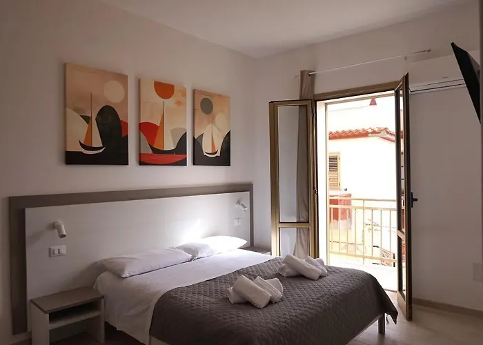 La Scala Del Moro Rooms - Dolce Risveglio