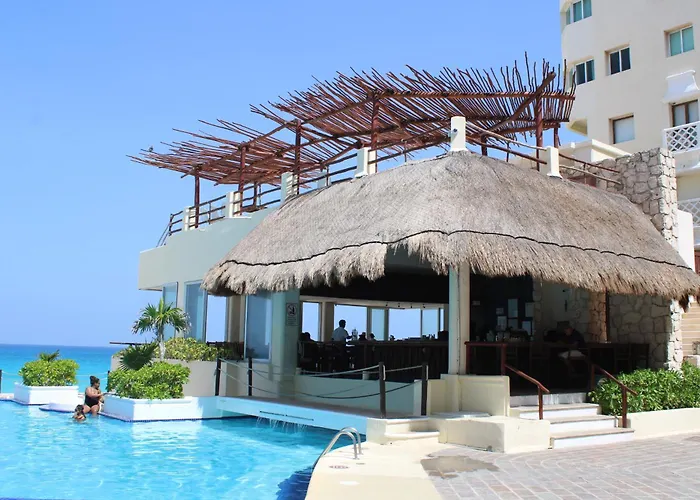 Bsea Cancun Plaza