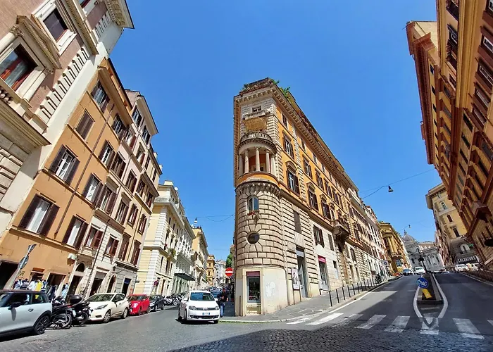 Domus Aurea Luxury Suites