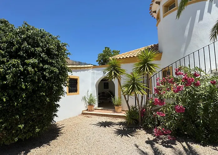 Villa Casa Maravilla Near The Coast