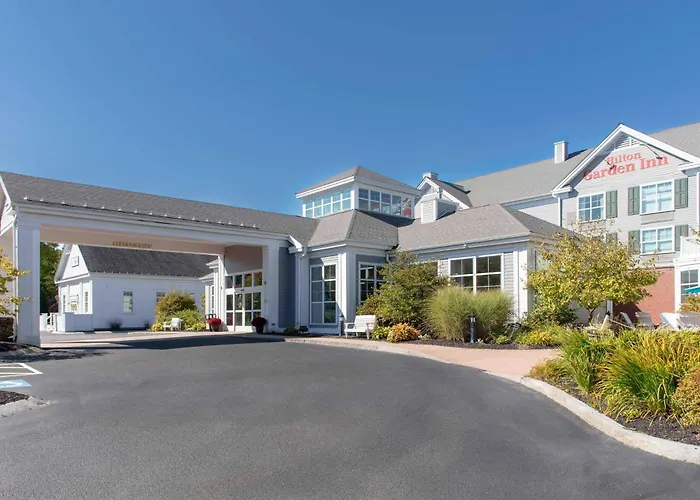 Central hotel: Hilton Garden Inn Freeport Downtown