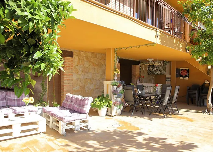 Casa Entre Rosales - VuT-AV-617