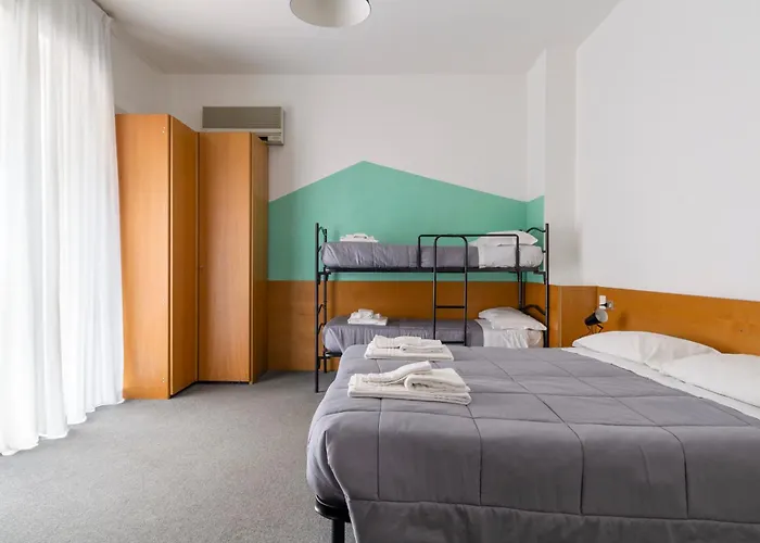 Uniho Hostel