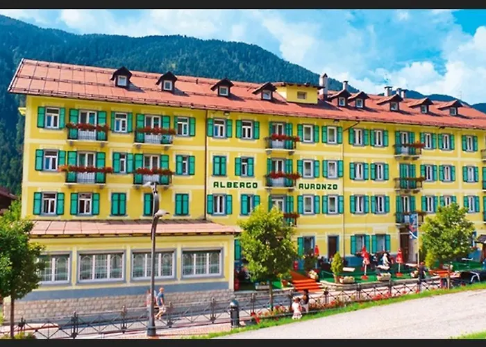 Albergo centrale: Hotel Auronzo - Outdoor Basecamp