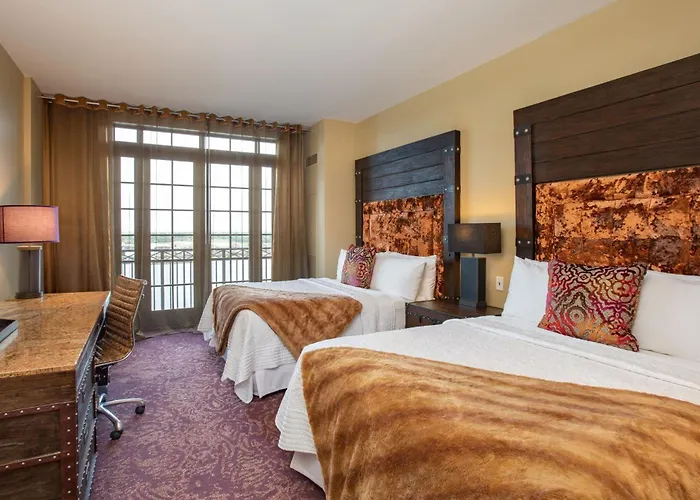 Romantic hotel: The Bohemian Hotel Savannah Riverfront, Autograph Collection