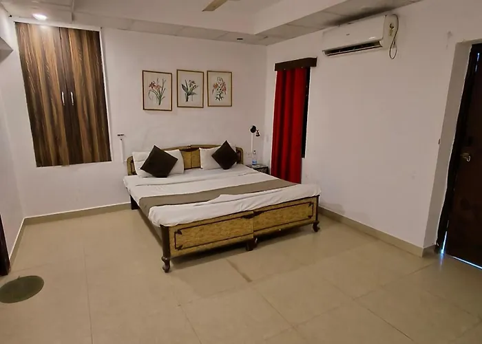Krishna Residency And Guest House