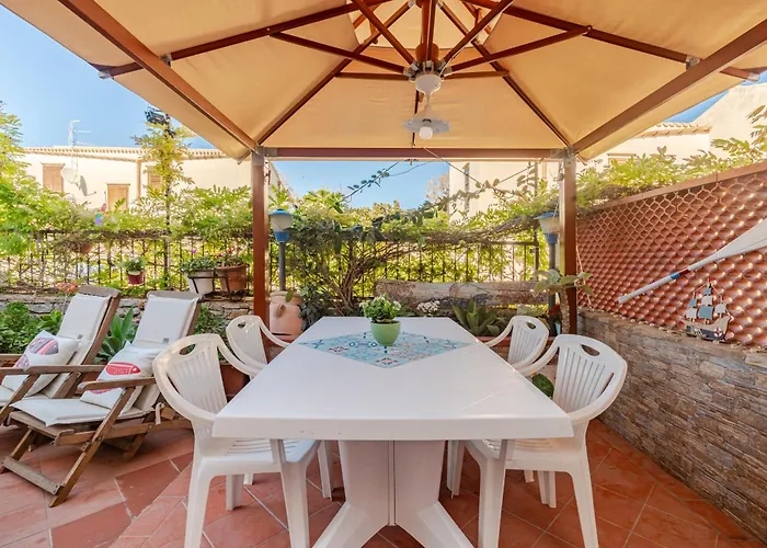Villa Corallina Relais & Climbing Center