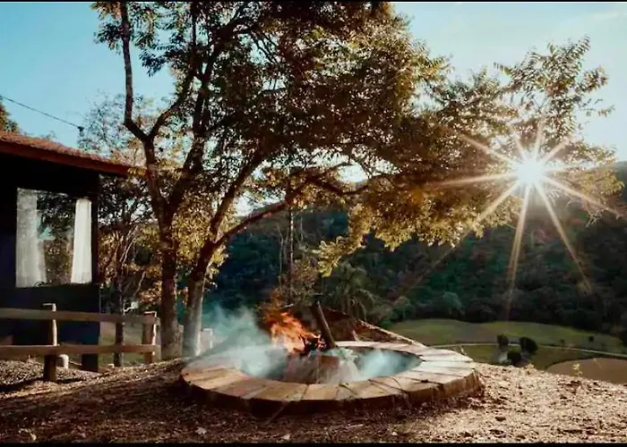 Casa de hóspedes: Cabana Sassafrás com Hidromassagem