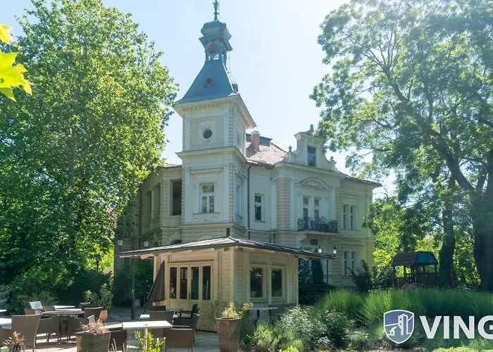 Jokai Villa