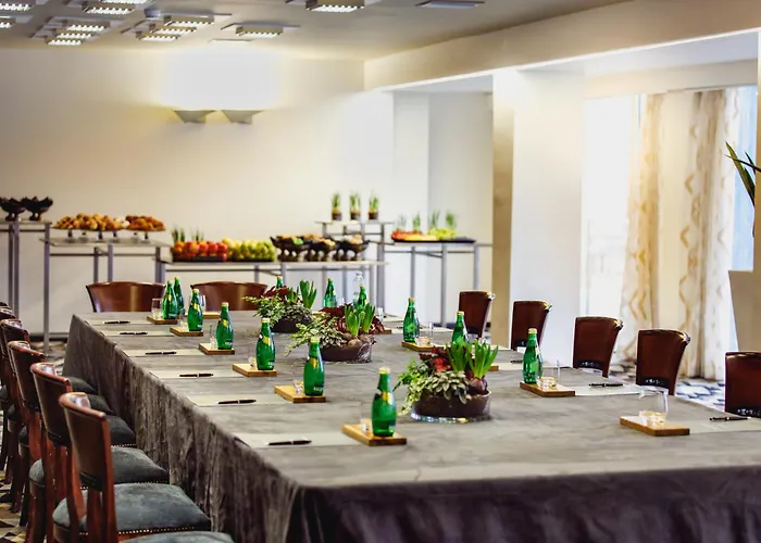 Luxury hotel only: Dan Tel Aviv Hotel