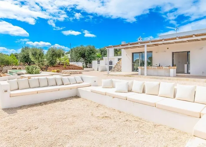 Villa La Selva By Raro Villas