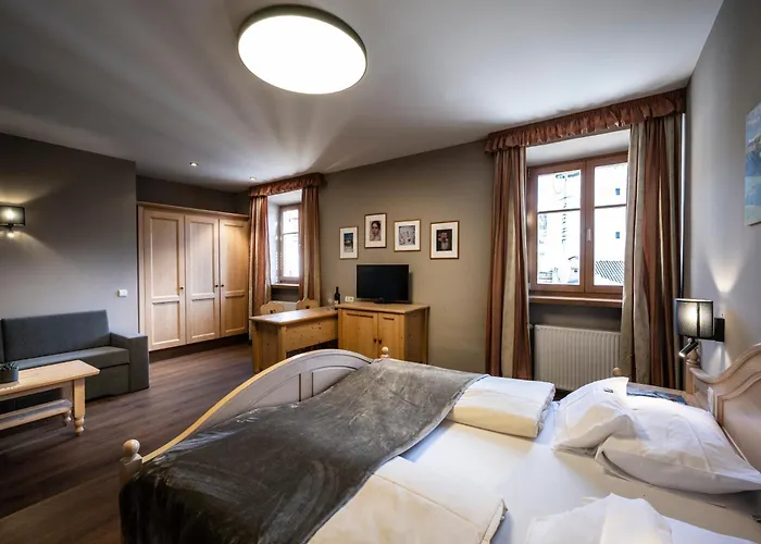 Hotel familiare: Hotel Zum Turm