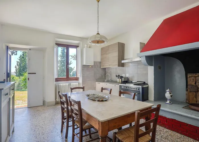 Appartamento con piscina GRAZIA a 10 minuti da FIRENZE, vista campagna