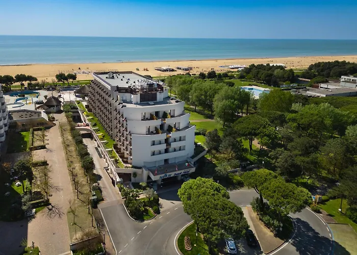 Savoy Beach Hotel & Thermal Spa
