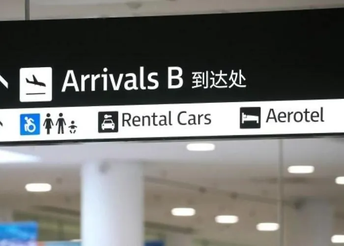 Hotels With Four Stars Aerotel Sydney - Inside International Terminal Airport