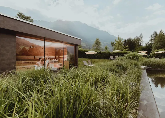 Appartement Hotel Panorama-im Bademantel direkt in die Alpentherme