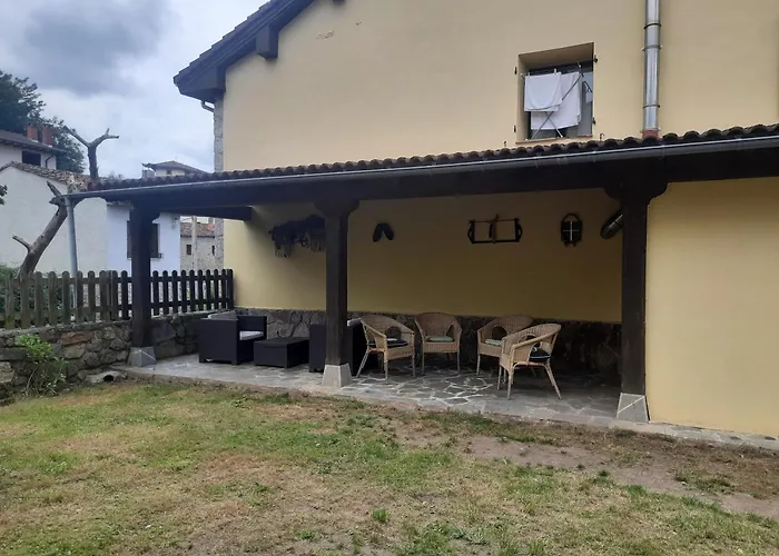 Apartamentos Rurales la Candaliega