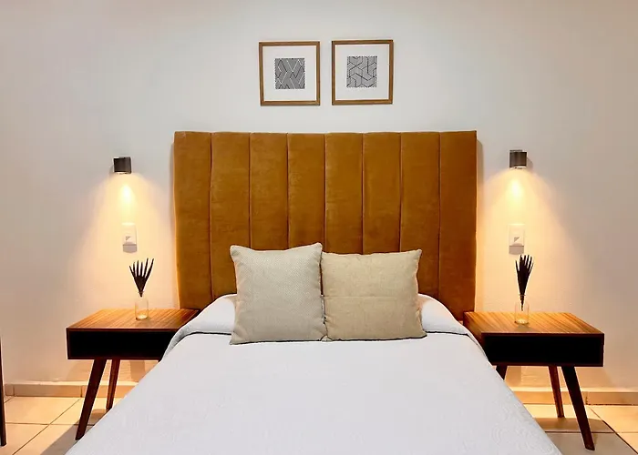 Casa de huéspedes: Suites ciento 37