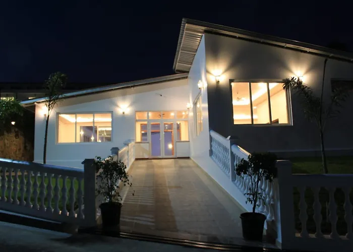 Boutique hotel only: Windermere Hotel