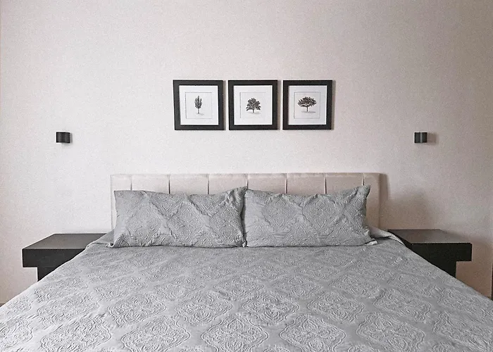 Casa de huéspedes: Suites ciento 37