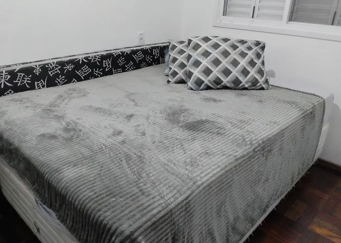 Apartamento térreo 2 quartos de casal