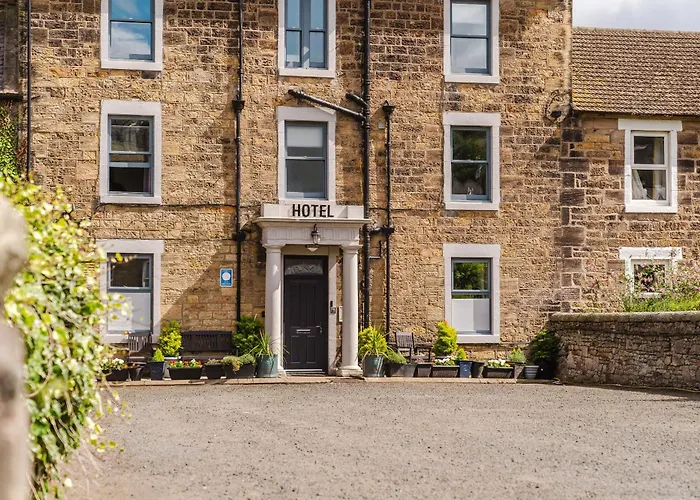 4 star hotel: The Roxburgh